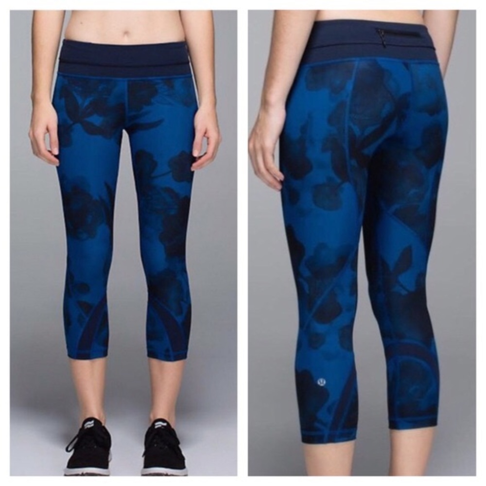 Lululemon Inspire Crop Jumbo Inky Floral Leggings